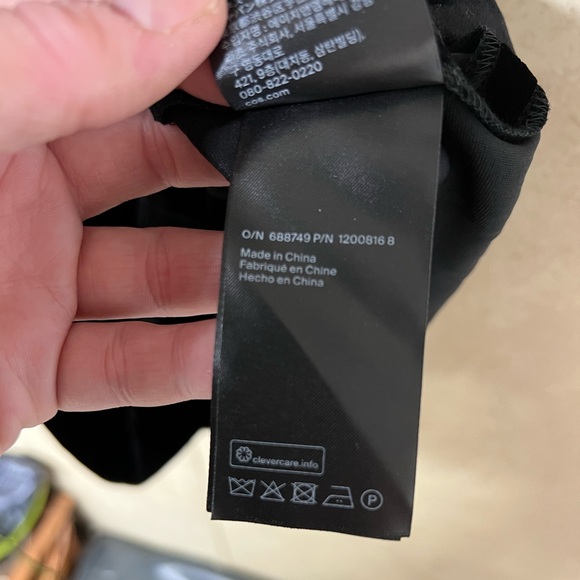 COS NWT black gathered velvet silk blend midi dress statement sleeve minimalist - Picture 11 of 13